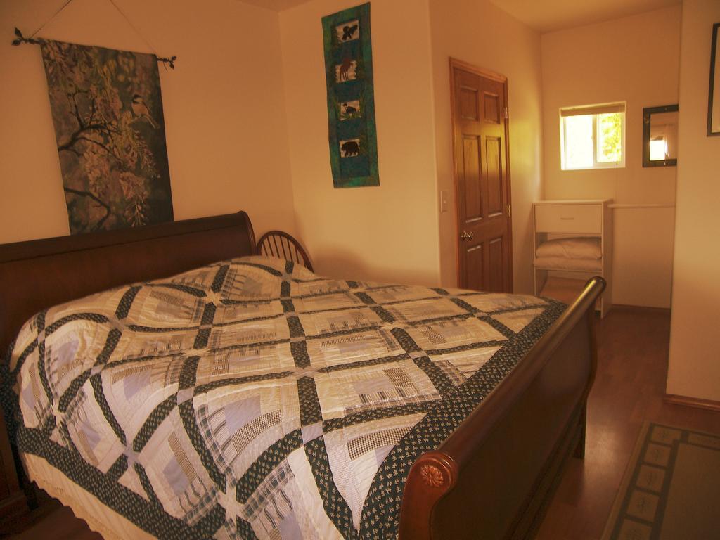 Grace And Bill'S Freedom Hills B&B Талкитна Екстериор снимка
